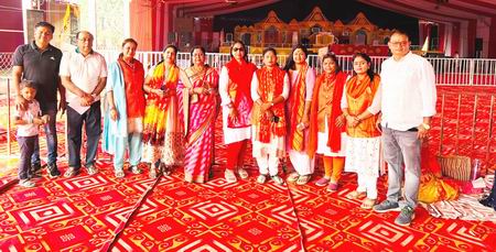 व्युमेन क्लब कांकेर द्वारा पं. प्रदीप मिश्रा कथा पंडाल में सेवा कार्य