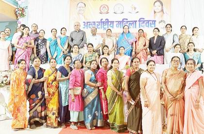 जिला स्तरीय विशाल महिला सम्मेलन सम्पन्न